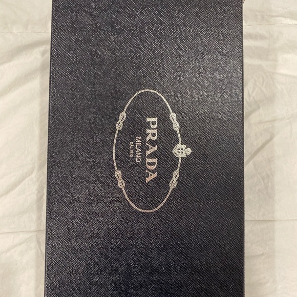 New men’s Prada dress shoes - Picture 2 of 7